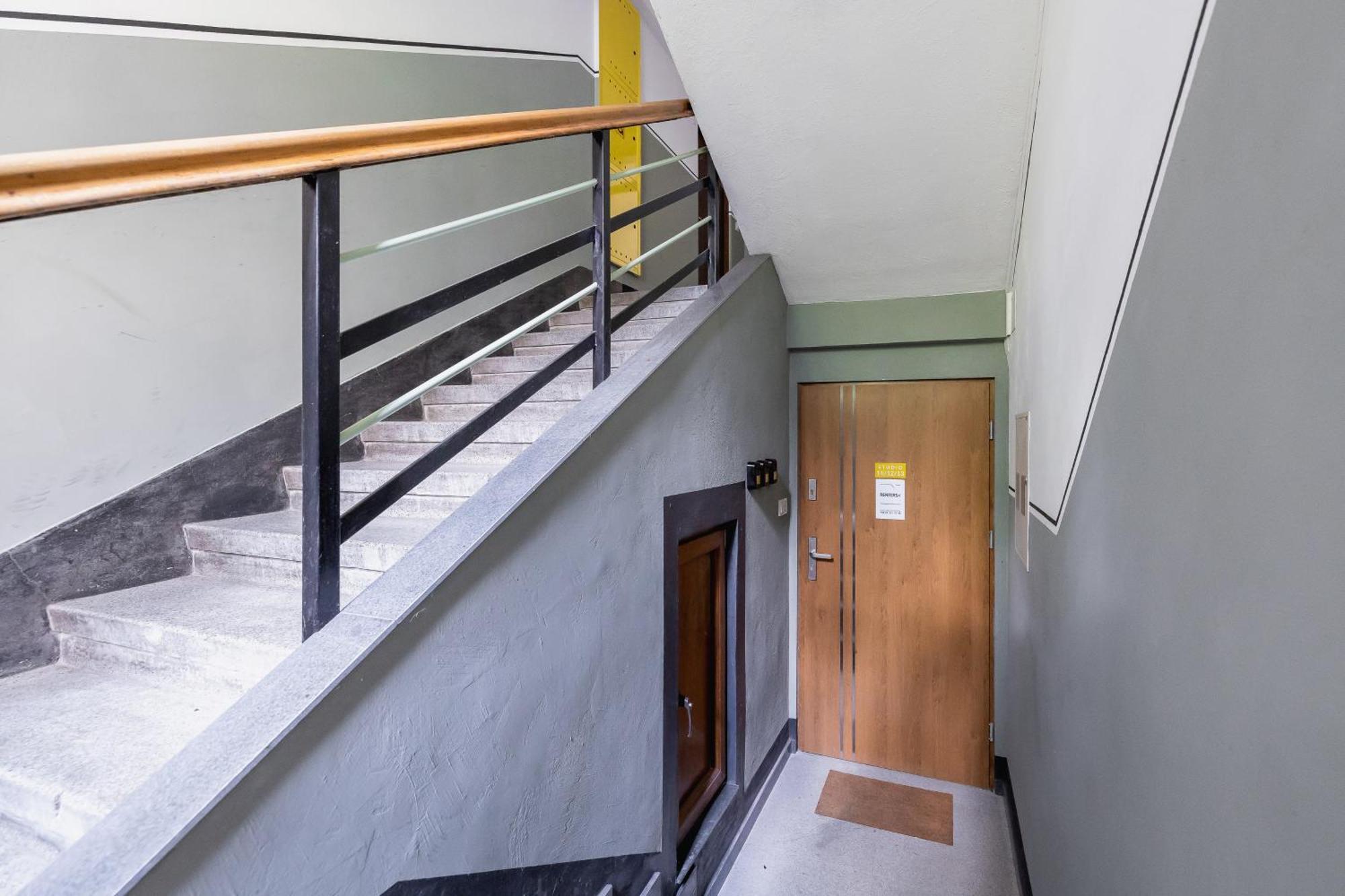 Classic Moniuszki In By Renters Apartment *